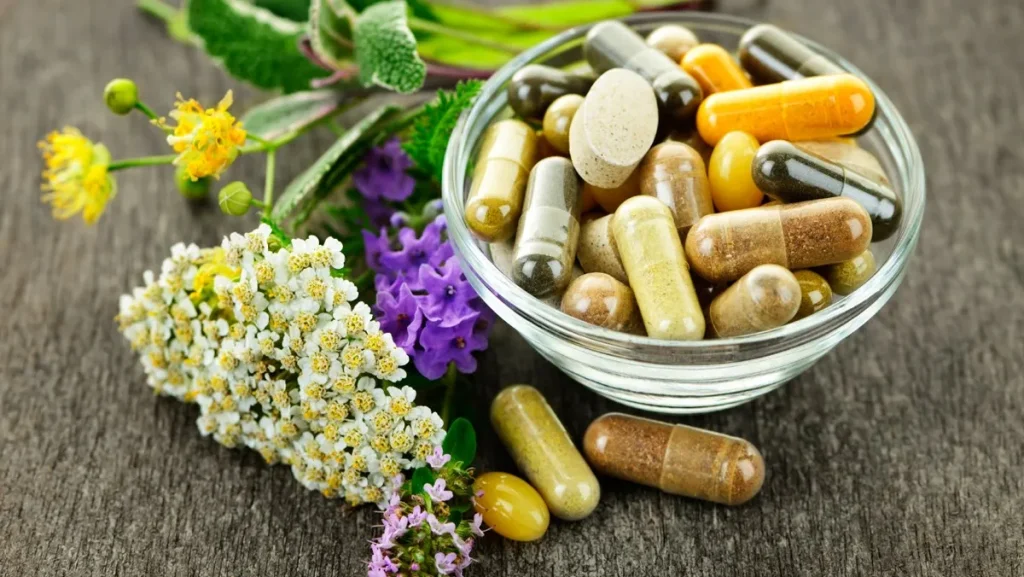 Tác hại của việc tự ý dùng thực phẩm chức năng thay thuốc